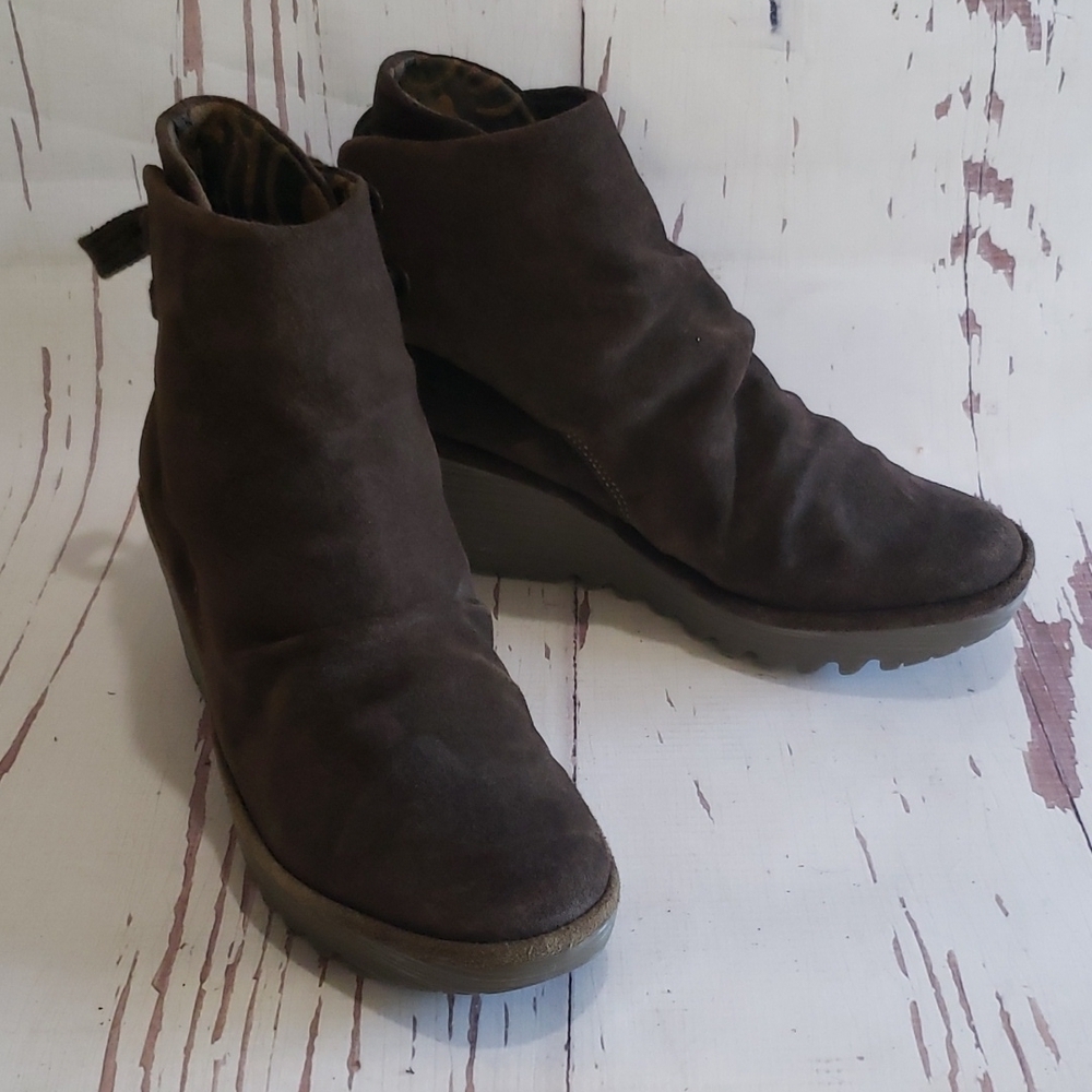 Fly London 38 dark green suede wedges ankle boots